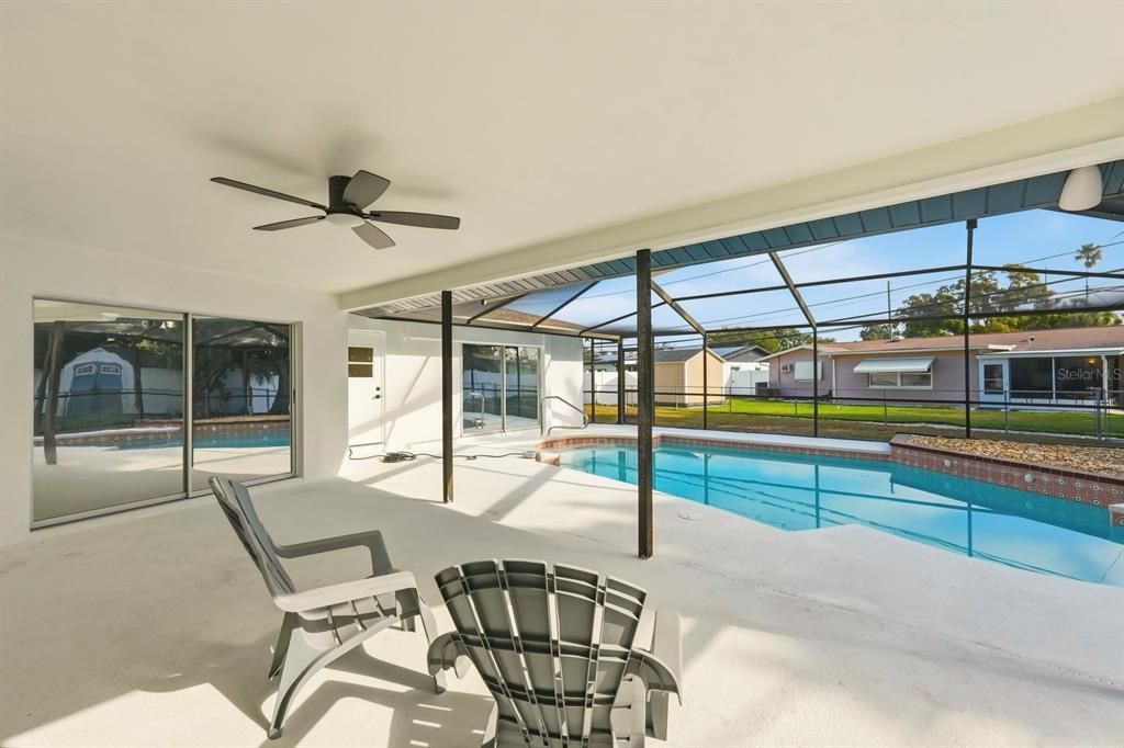 На продажу: $590,000 (3 спален, 2 ванн, 1712 Квадратных фут)