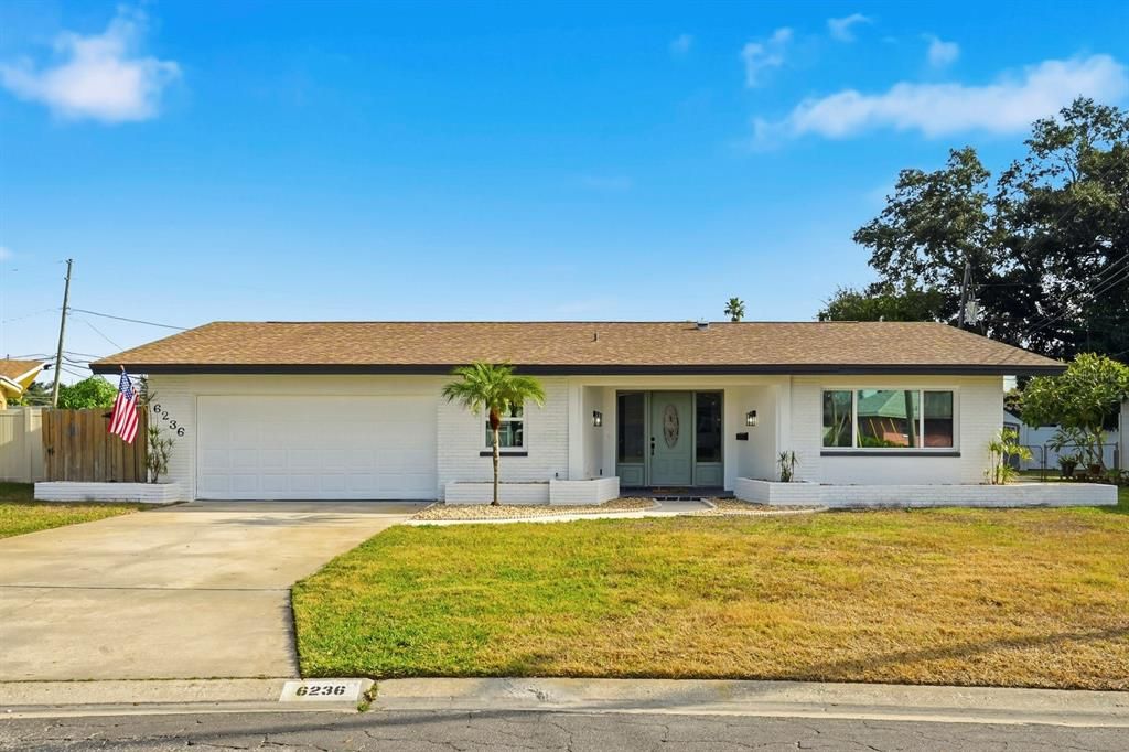 На продажу: $590,000 (3 спален, 2 ванн, 1712 Квадратных фут)