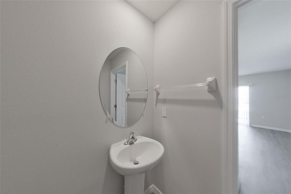 出租: $2,295 (4 贝兹, 2 浴室, 2176 平方英尺)