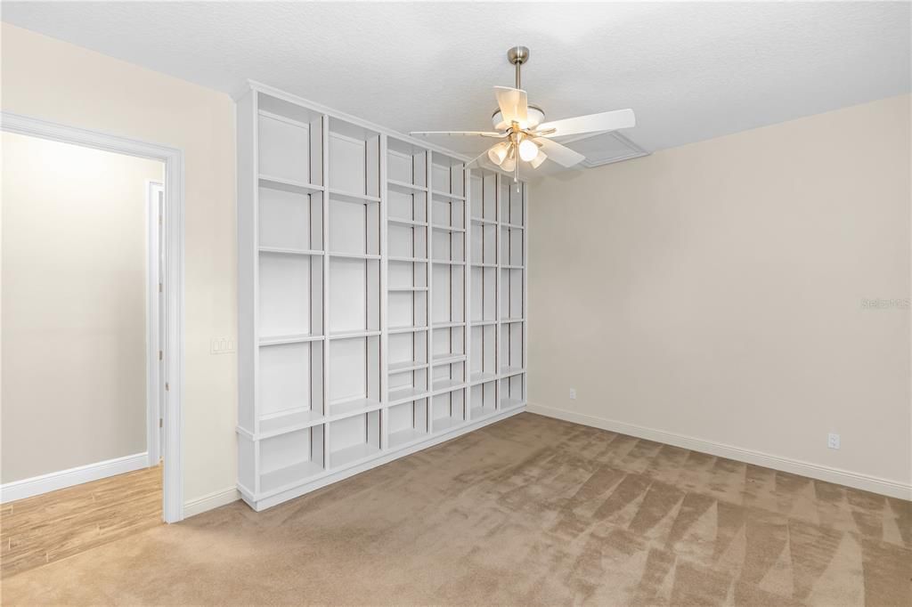 待售: $1,350,000 (5 贝兹, 4 浴室, 5418 平方英尺)