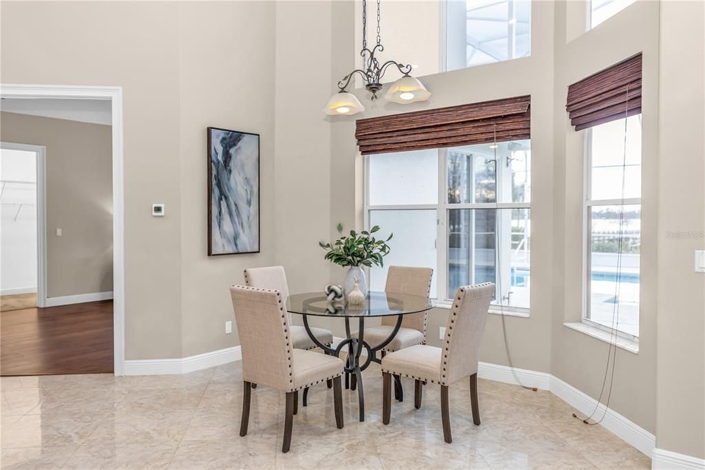 待售: $1,350,000 (5 贝兹, 4 浴室, 5418 平方英尺)