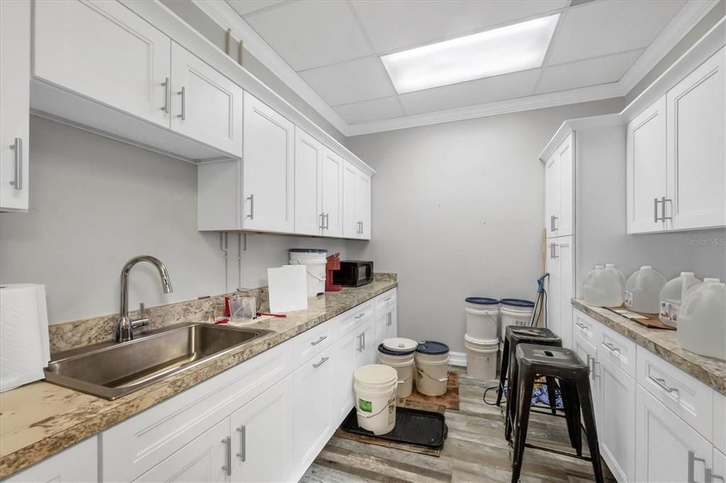 En Venta: $450,000 (0 camas, 0 baños, 2970 Pies cuadrados)