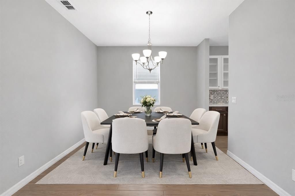 For Sale: $750,000 (5 beds, 4 baths, 3911 Square Feet)