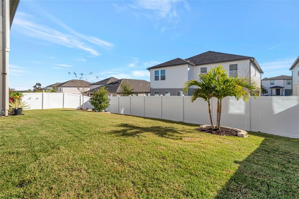 For Sale: $750,000 (5 beds, 4 baths, 3911 Square Feet)