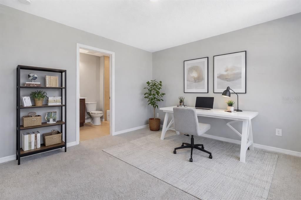 For Sale: $750,000 (5 beds, 4 baths, 3911 Square Feet)