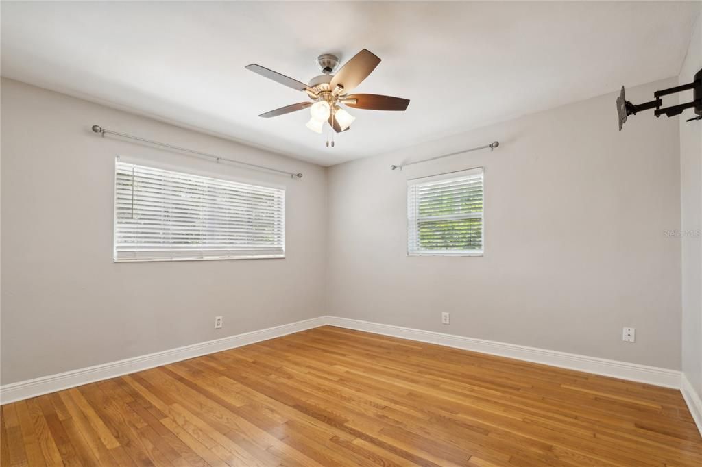 En Renta: $2,400 (3 camas, 1 baños, 1169 Pies cuadrados)