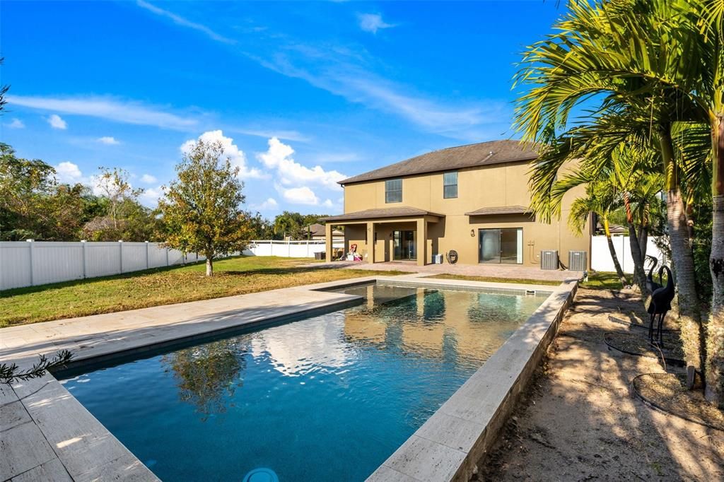 En Venta: $759,000 (5 camas, 3 baños, 3828 Pies cuadrados)