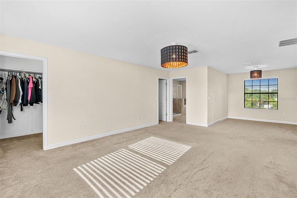 En Venta: $759,000 (5 camas, 3 baños, 3828 Pies cuadrados)