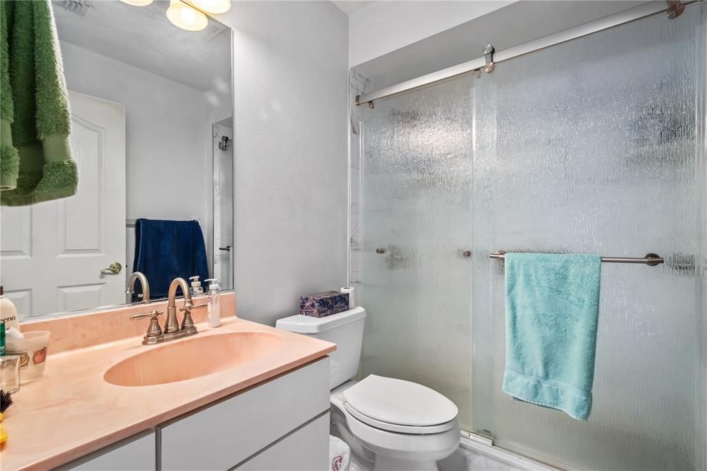 待售: $219,000 (2 贝兹, 2 浴室, 1438 平方英尺)