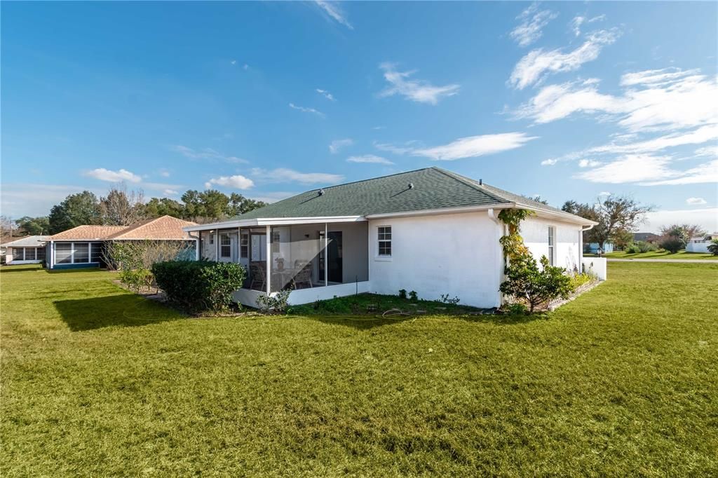 待售: $219,000 (2 贝兹, 2 浴室, 1438 平方英尺)