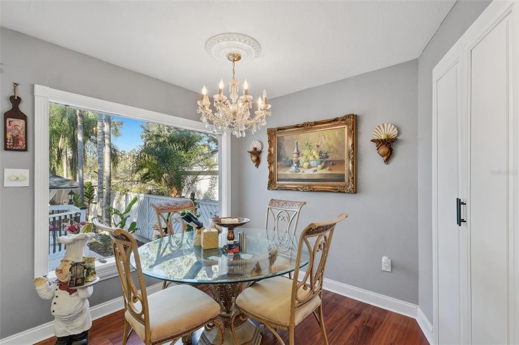 En Venta: $1,799,999 (3 camas, 3 baños, 3998 Pies cuadrados)