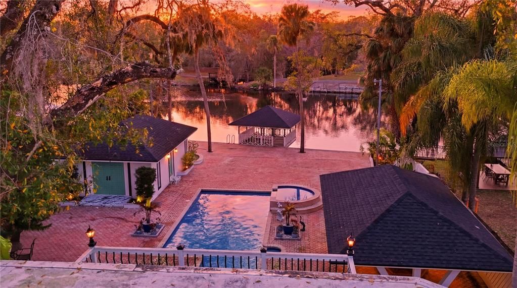 En Venta: $1,799,999 (3 camas, 3 baños, 3998 Pies cuadrados)