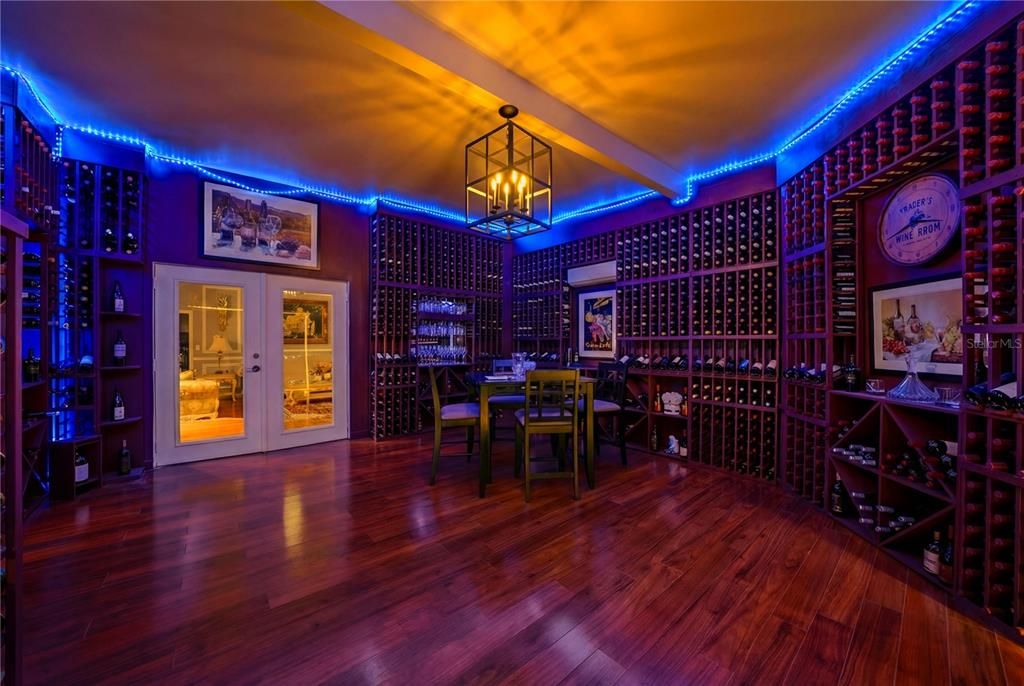 En Venta: $1,799,999 (3 camas, 3 baños, 3998 Pies cuadrados)