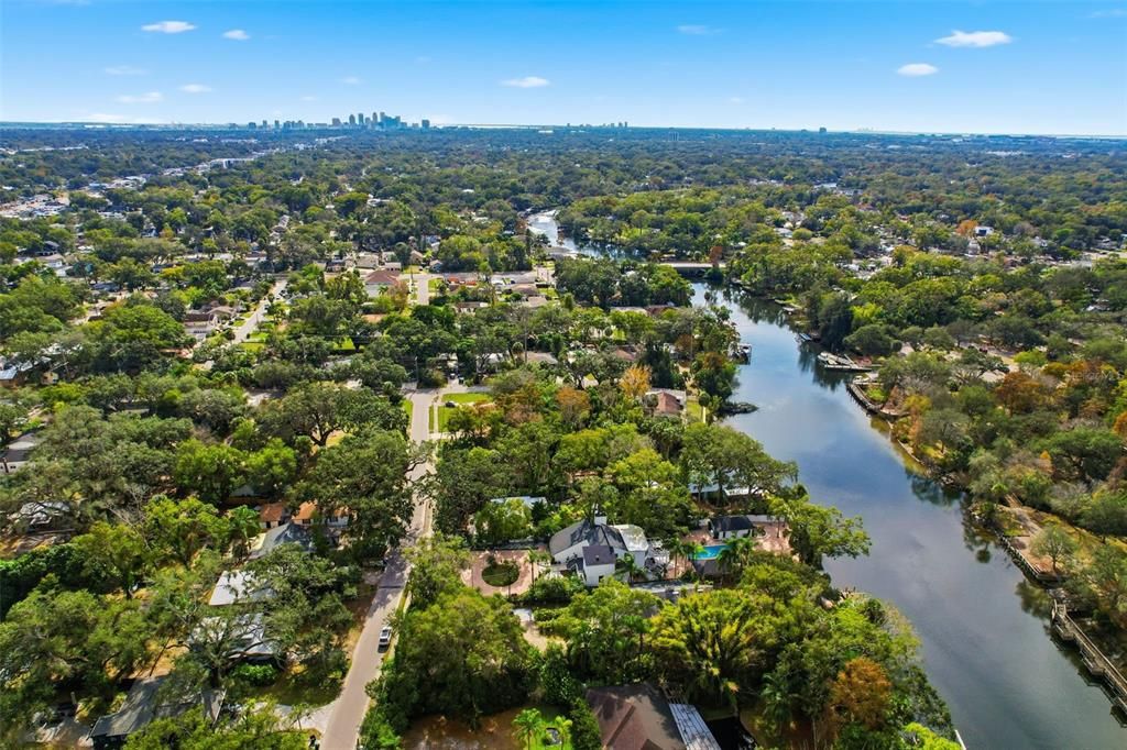 En Venta: $1,799,999 (3 camas, 3 baños, 3998 Pies cuadrados)
