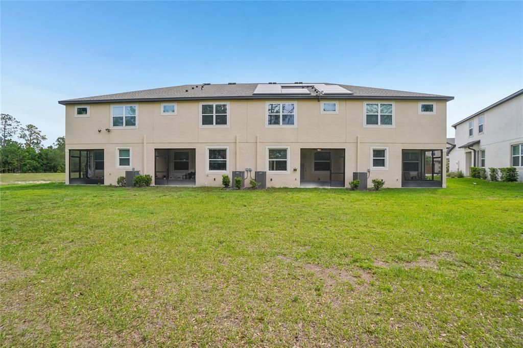Под контрактом: $2,300 (3 спален, 2 ванн, 1856 Квадратных фут)
