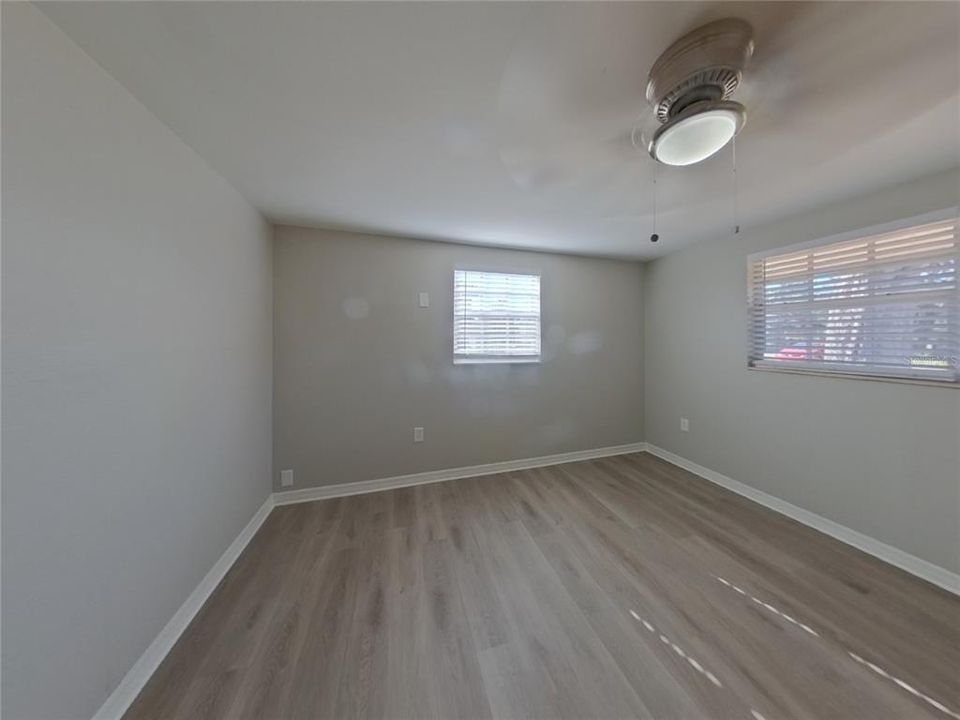 出租: $2,159 (4 贝兹, 2 浴室, 1102 平方英尺)