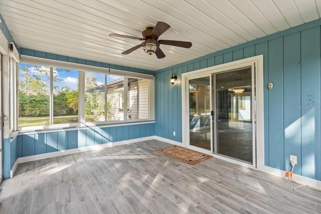 Activo con contrato: $349,000 (3 camas, 2 baños, 1562 Pies cuadrados)