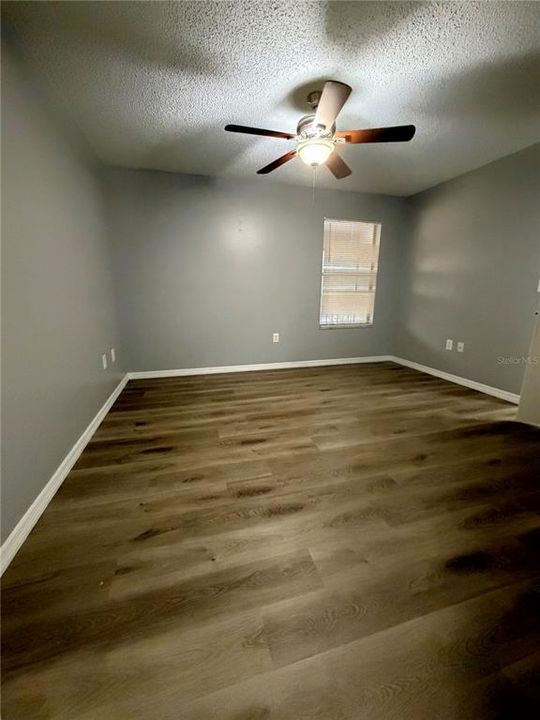 待售: $145,000 (2 贝兹, 2 浴室, 1019 平方英尺)