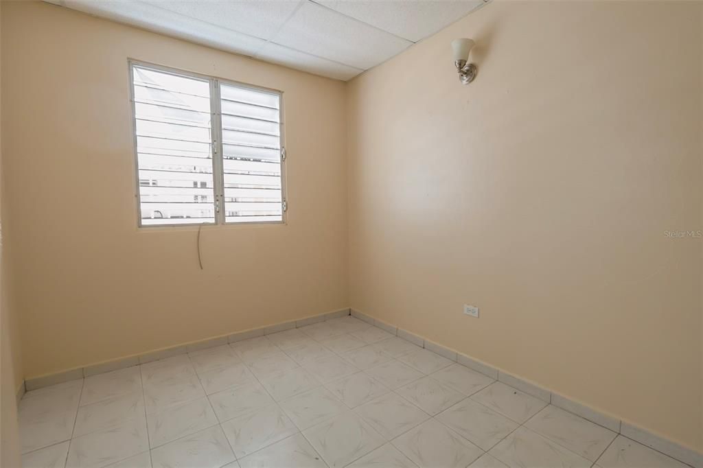 En Venta: $290,000 (7 camas, 3 baños, 2055 Pies cuadrados)