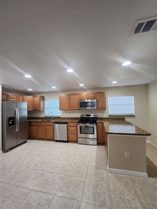 For Rent: $2,200 (3 beds, 2 baths, 1626 Square Feet)