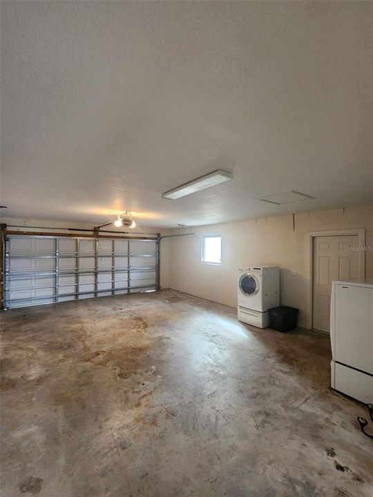 For Rent: $2,200 (3 beds, 2 baths, 1626 Square Feet)