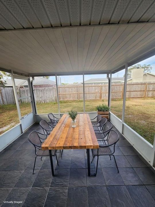 For Rent: $2,200 (3 beds, 2 baths, 1626 Square Feet)