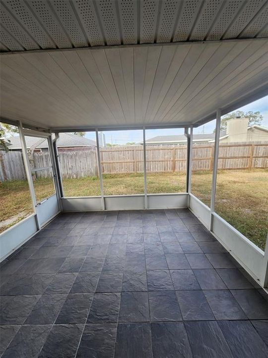 For Rent: $2,200 (3 beds, 2 baths, 1626 Square Feet)