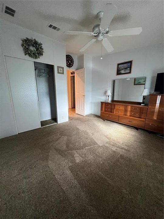 На продажу: $165,000 (2 спален, 2 ванн, 1369 Квадратных фут)