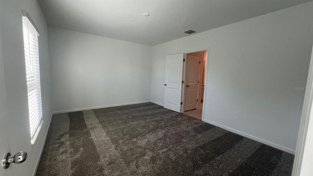 For Rent: $2,200 (3 beds, 2 baths, 1432 Square Feet)