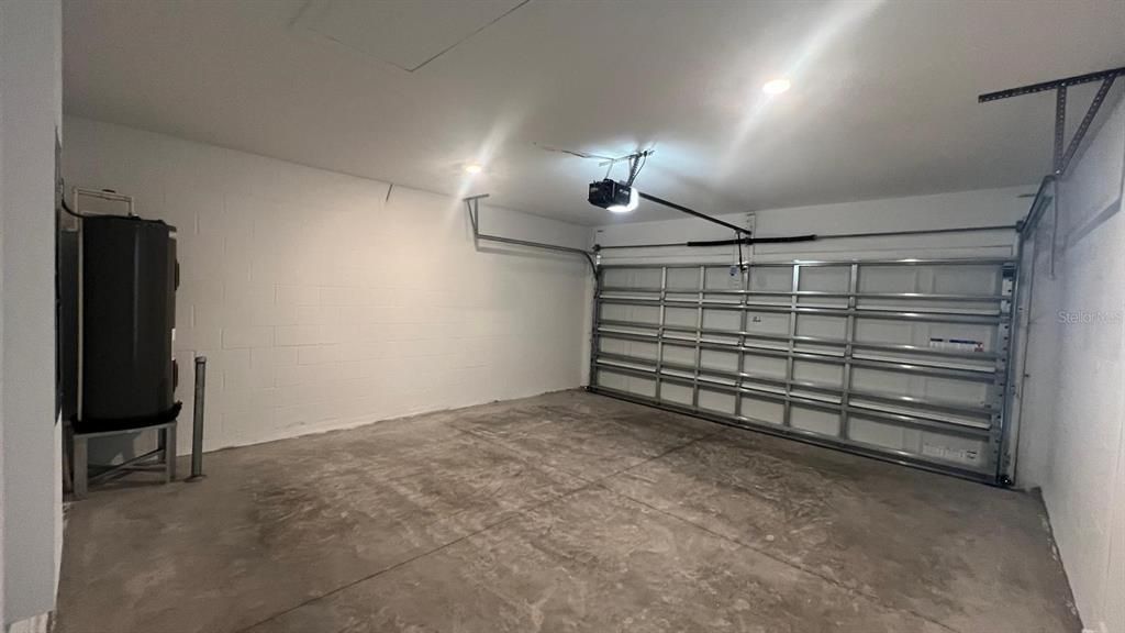 For Rent: $2,200 (3 beds, 2 baths, 1432 Square Feet)