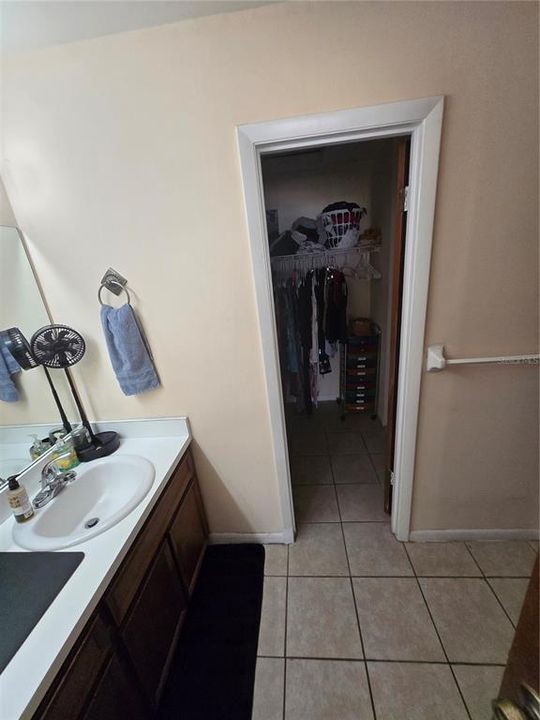 В аренду: $1,475 (2 спален, 2 ванн, 1007 Квадратных фут)