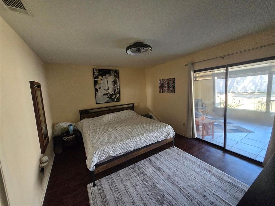 В аренду: $1,475 (2 спален, 2 ванн, 1007 Квадратных фут)