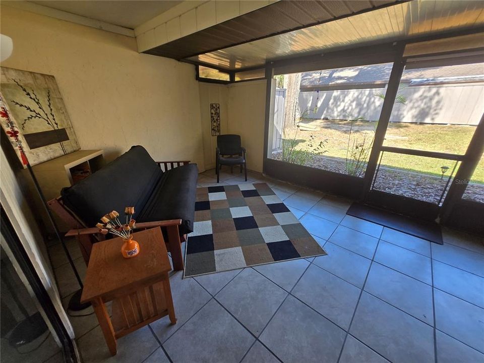 В аренду: $1,475 (2 спален, 2 ванн, 1007 Квадратных фут)