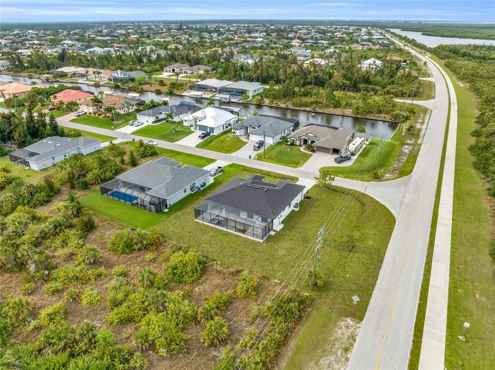 В аренду: $3,200 (4 спален, 2 ванн, 1905 Квадратных фут)