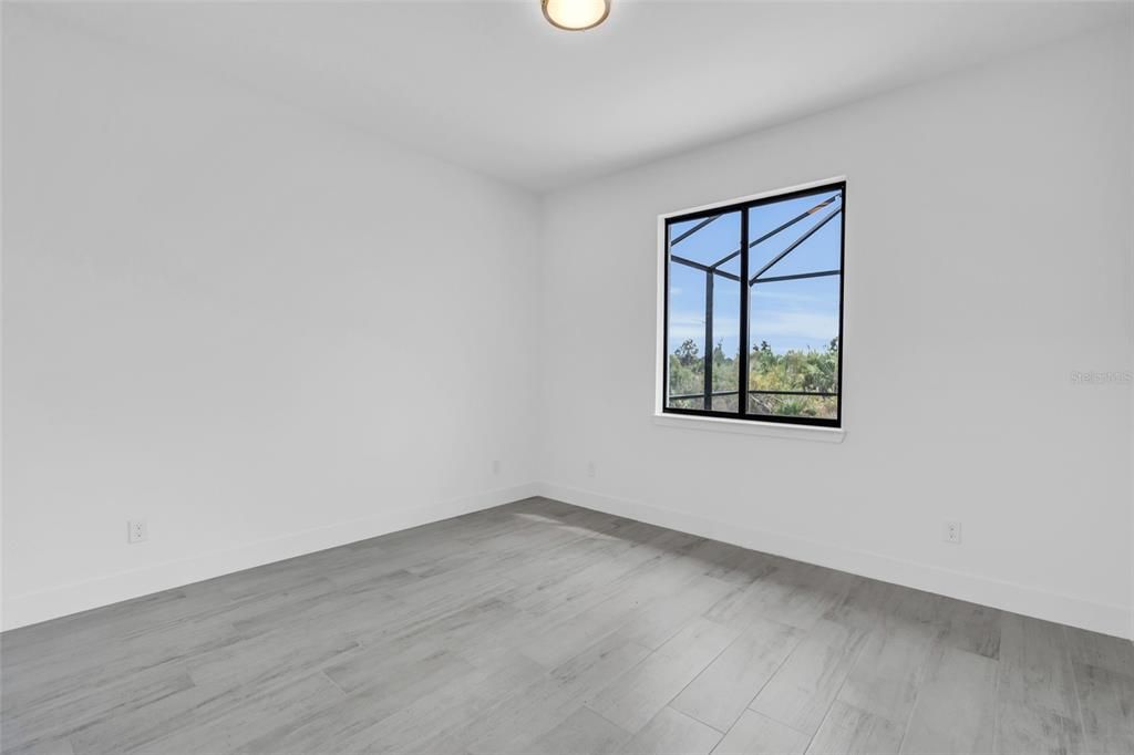 В аренду: $3,200 (4 спален, 2 ванн, 1905 Квадратных фут)