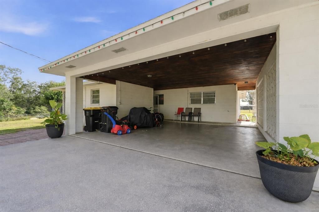 For Sale: $314,900 (3 beds, 2 baths, 1477 Square Feet)