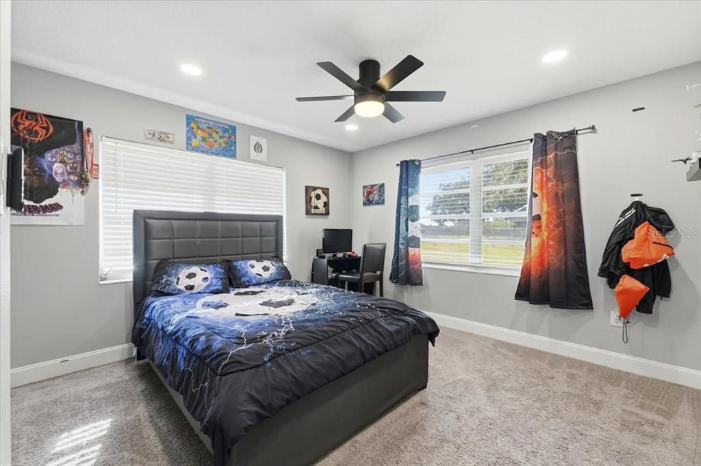 For Sale: $314,900 (3 beds, 2 baths, 1477 Square Feet)