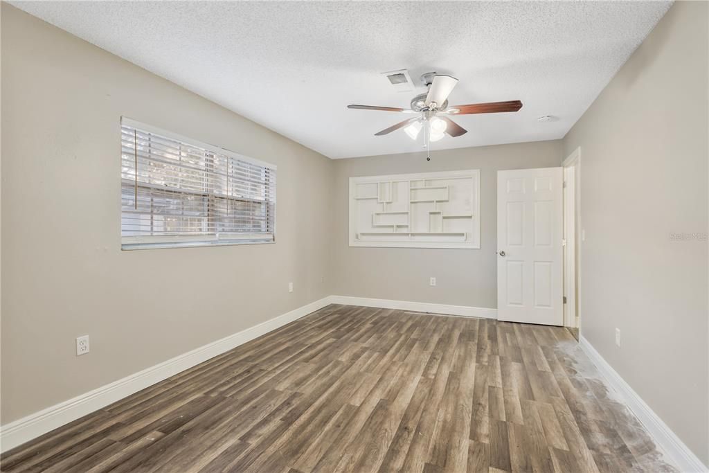 For Sale: $315,000 (3 beds, 2 baths, 1771 Square Feet)