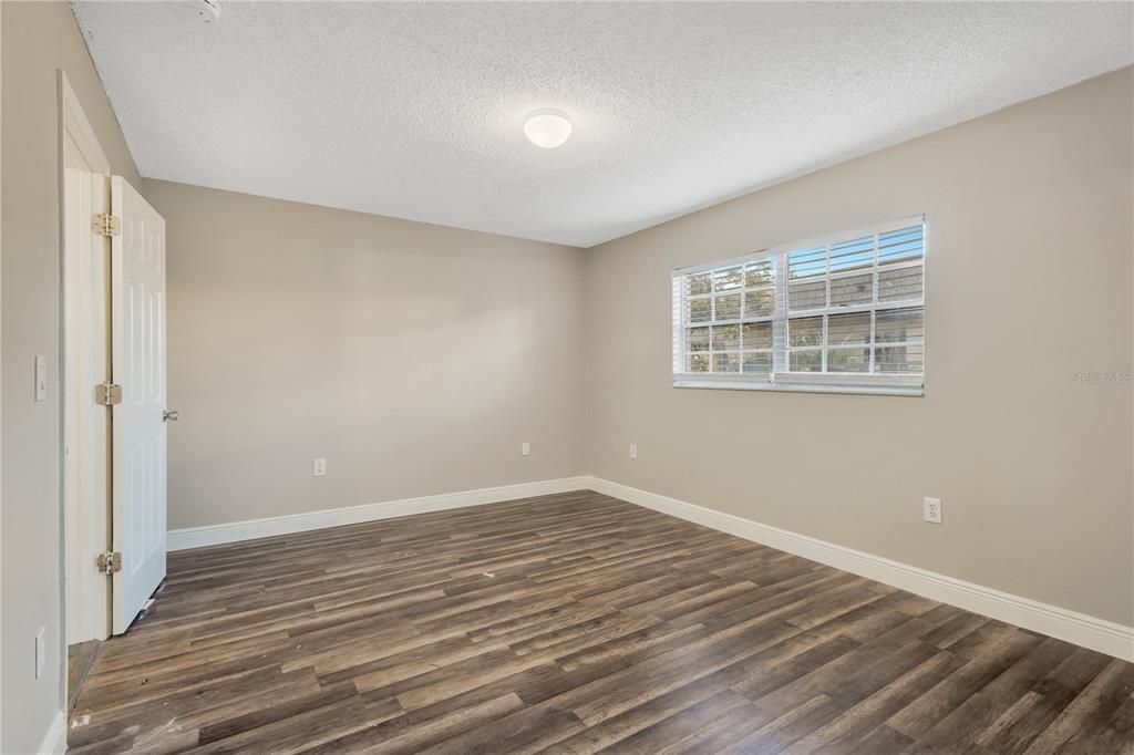 For Sale: $315,000 (3 beds, 2 baths, 1771 Square Feet)