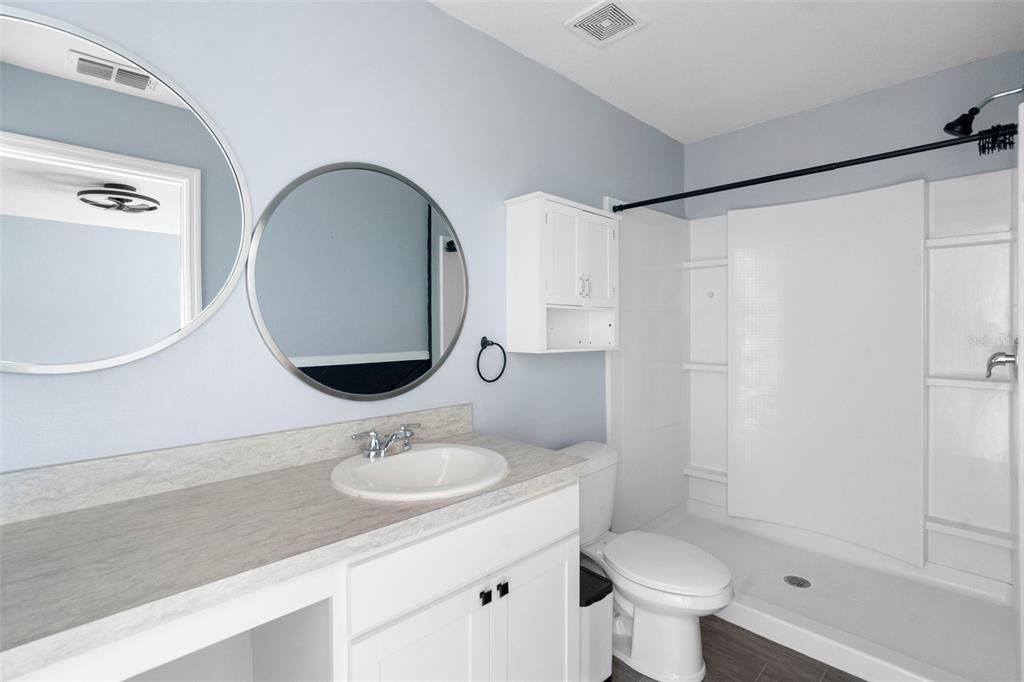 For Sale: $269,000 (2 beds, 2 baths, 1240 Square Feet)