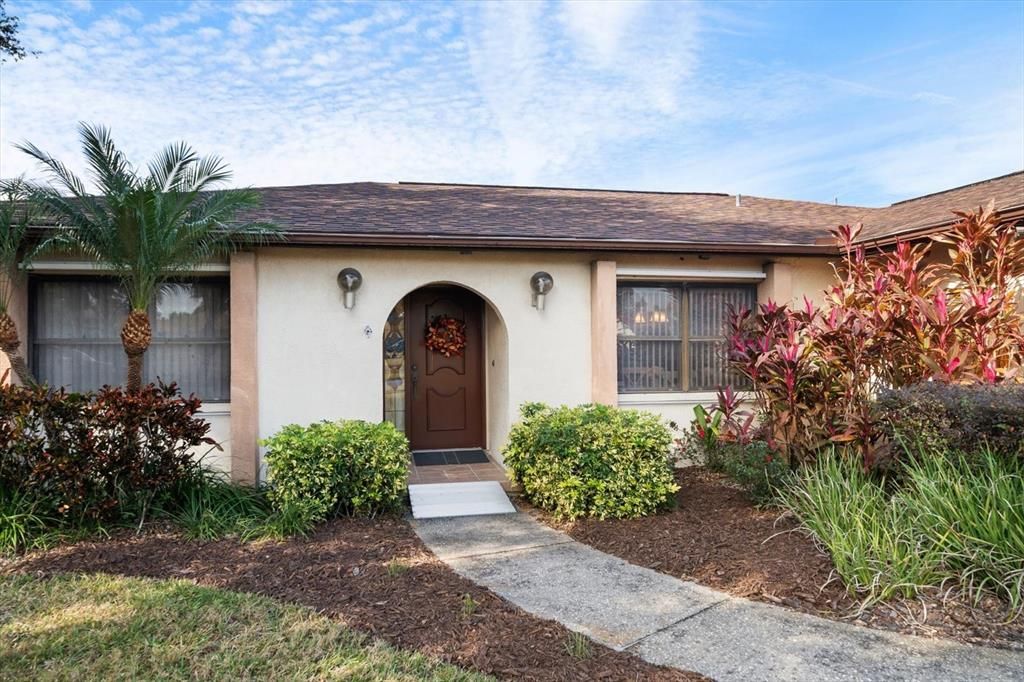 For Sale: $450,000 (3 beds, 2 baths, 1563 Square Feet)