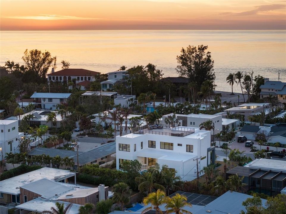 En Venta: $6,499,000 (5 camas, 6 baños, 4807 Pies cuadrados)