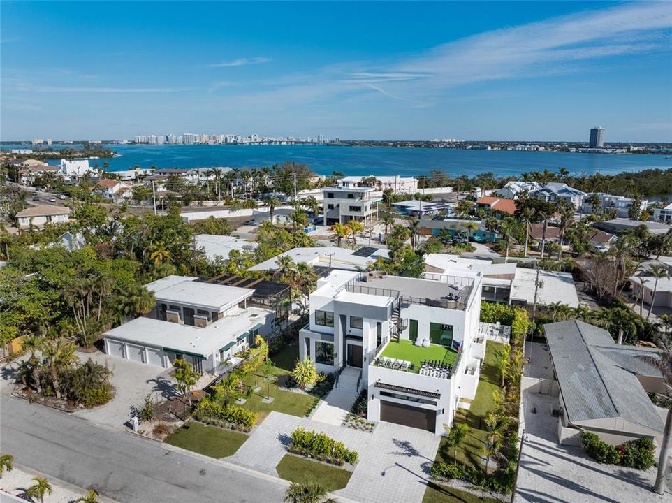 En Venta: $6,499,000 (5 camas, 6 baños, 4807 Pies cuadrados)