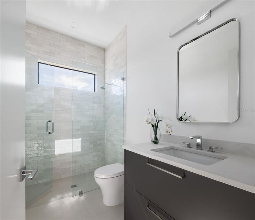 En Venta: $6,499,000 (5 camas, 6 baños, 4807 Pies cuadrados)