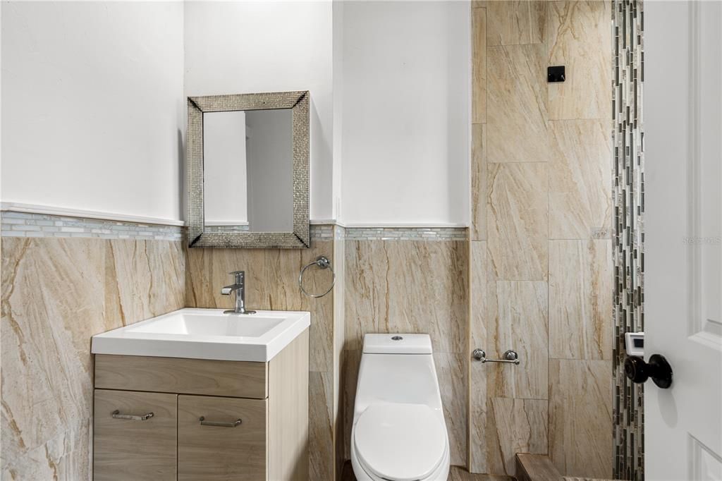 待售: $424,900 (8 贝兹, 0 浴室, 1288 平方英尺)