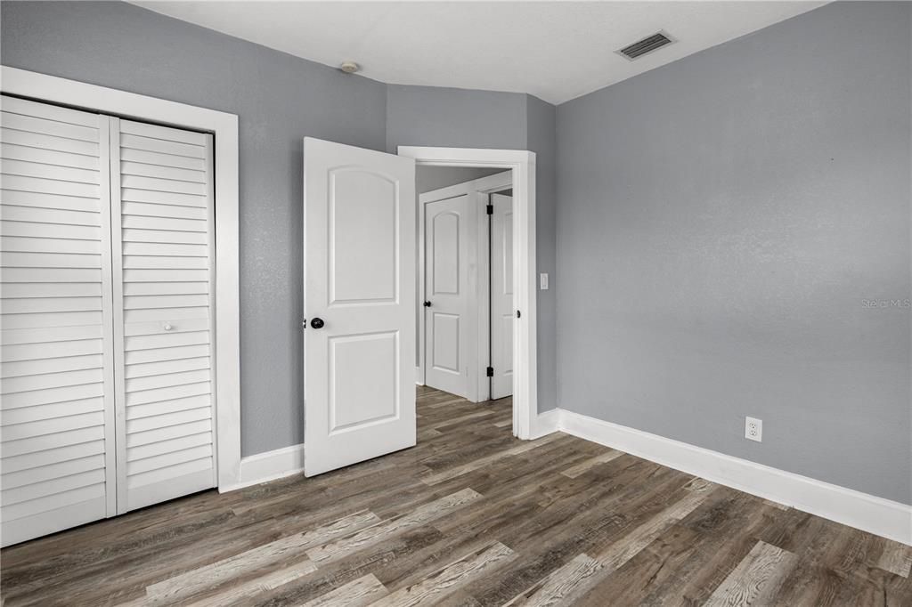 待售: $424,900 (8 贝兹, 0 浴室, 1288 平方英尺)