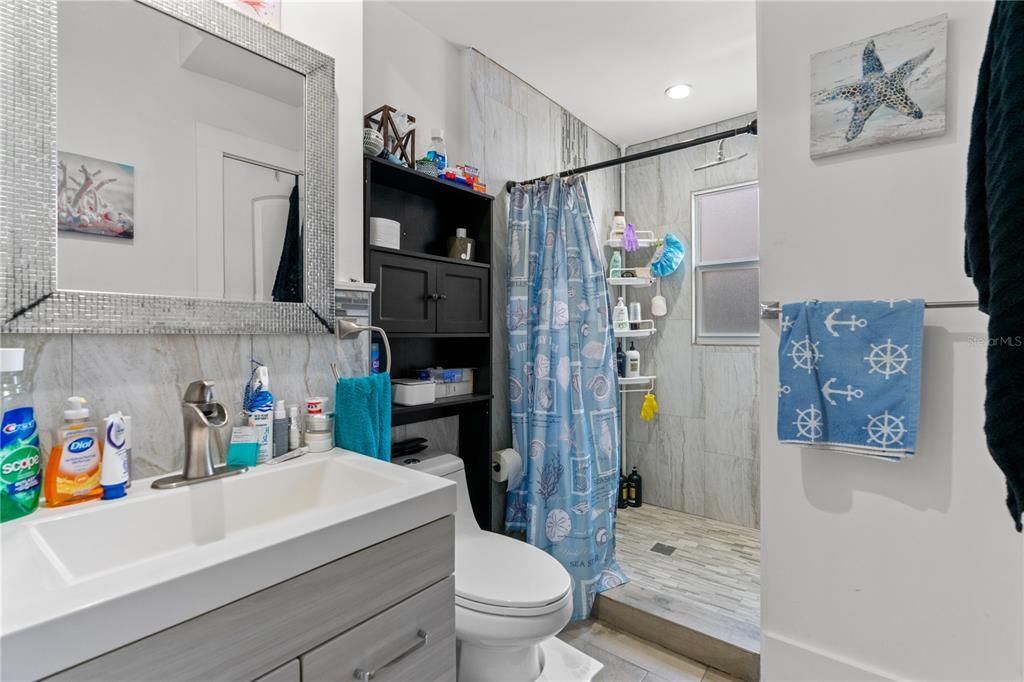 待售: $424,900 (8 贝兹, 0 浴室, 1288 平方英尺)