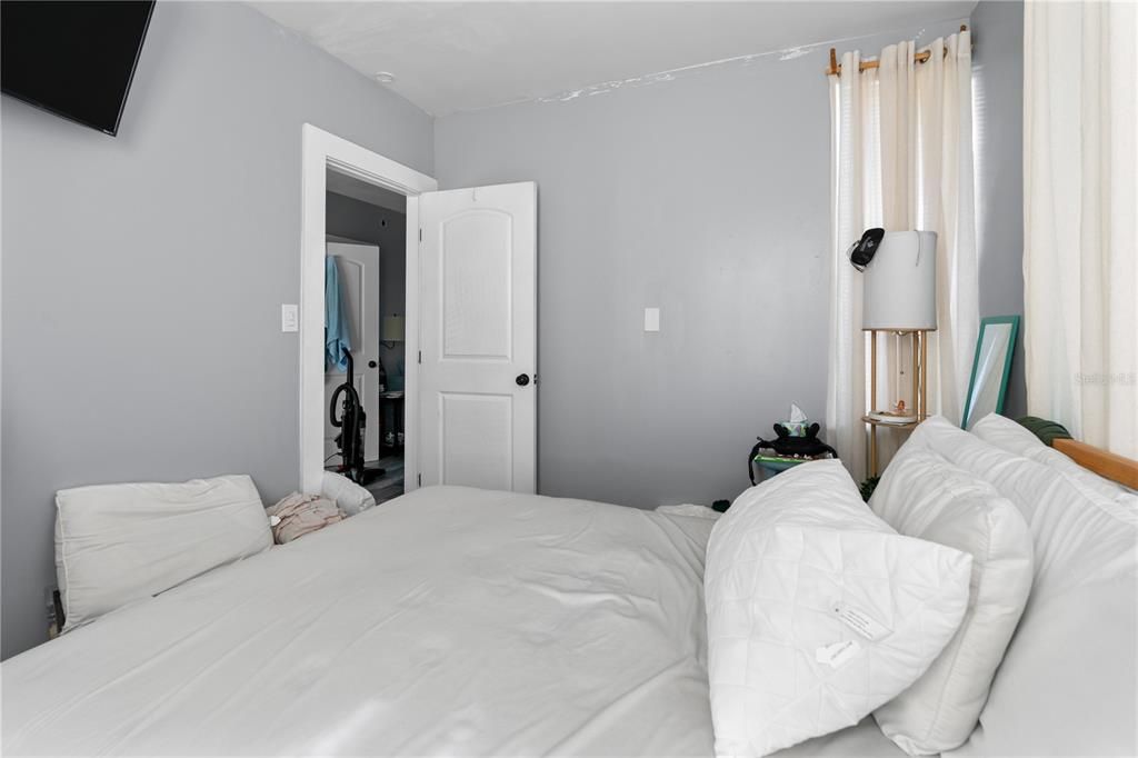 待售: $424,900 (8 贝兹, 0 浴室, 1288 平方英尺)