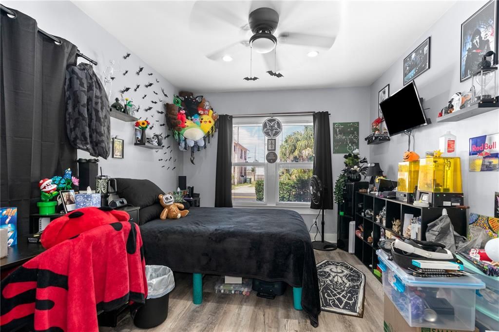 待售: $424,900 (8 贝兹, 0 浴室, 1288 平方英尺)