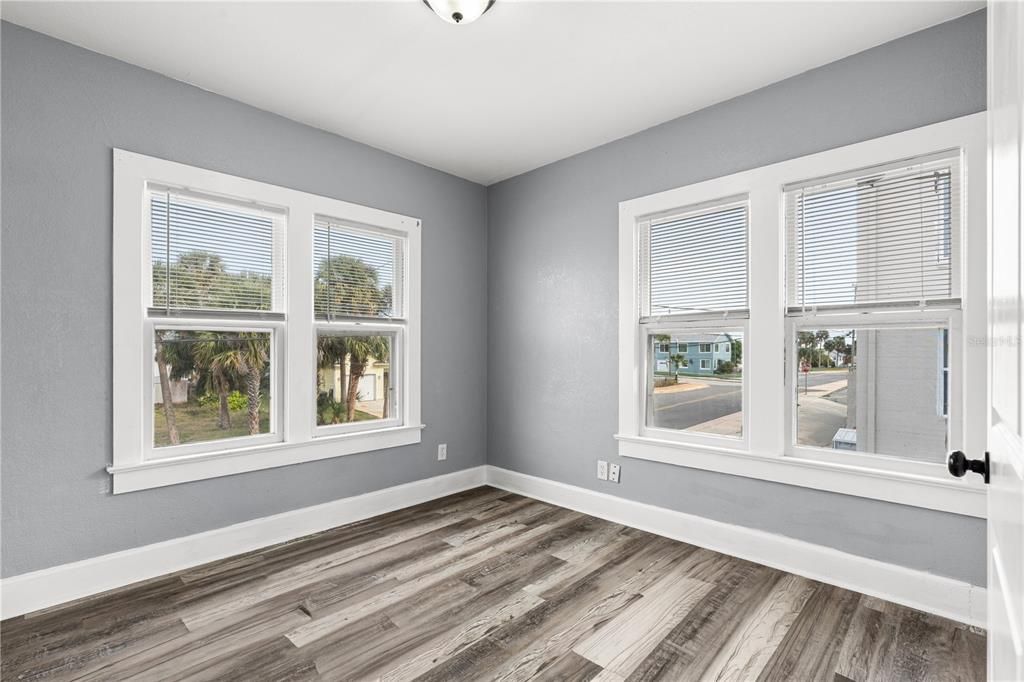 待售: $424,900 (8 贝兹, 0 浴室, 1288 平方英尺)